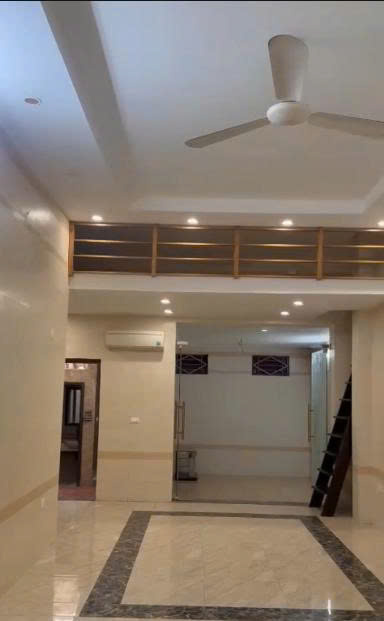 Cho thuê nhà Bạch Mai 81m2 x 1 tầng x 3 ngủ, 1 vệ sinh, 12 Triệu - Ảnh 1